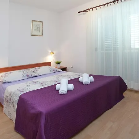 Bacvice Beach Apartment Split